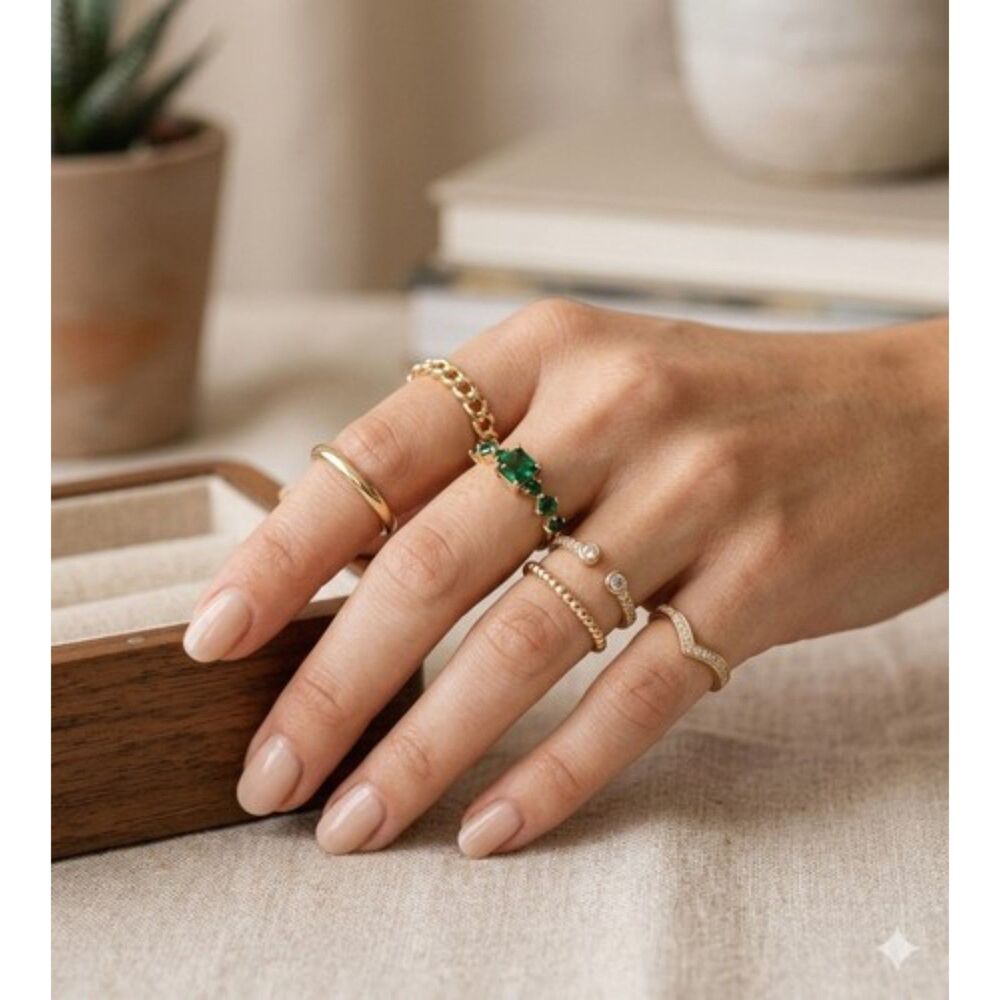 Francescas Stackable Gold Ring Set Womens Sz 6 Cubic Zirconia Emerald Green New